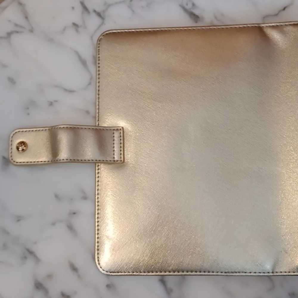 Lilly Pulitzer Gold Agenda Folio Gold exterior pink interior 8
